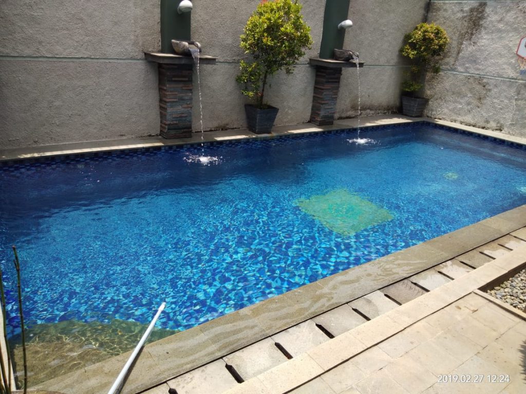 Kolam Renang Minimalis